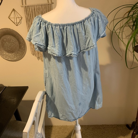 Zara Ruffle Neck Dress - Picture 3 of 4